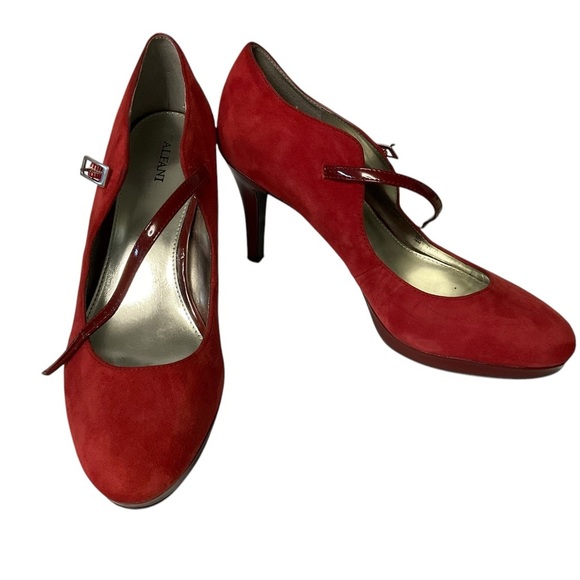 Alfani Red Suede Heels Pump Shoes Size 10M Platform Holiday Women Coquette - Picture 2 of 12